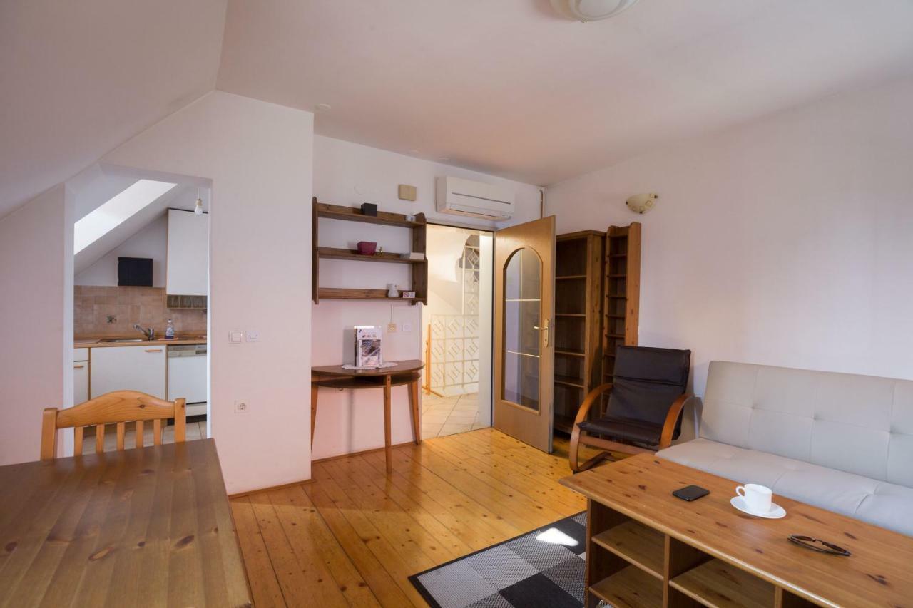 Spacious 2-Bedroom Apartment Zabjak With Ac Tour As Ljubljana Buitenkant foto